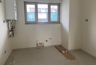 Casă cu 4 camere cu Canalizare în Prelungirea Ghencea - 9