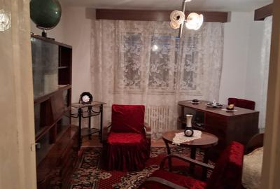 Proprietar vând casă cu grădină două apartamente, Mehala  suprafată totală 739 m - 12