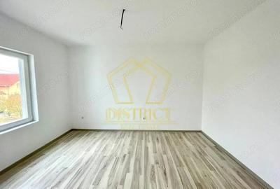 Apartament cu 2 camere decomandat în Giroc - 2