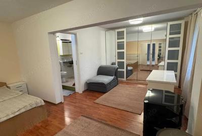 Apartament cu 3 camere semidecomandat, mobilat în Sălaj - 1