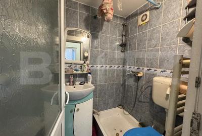 Garsonieră decomandată în Central