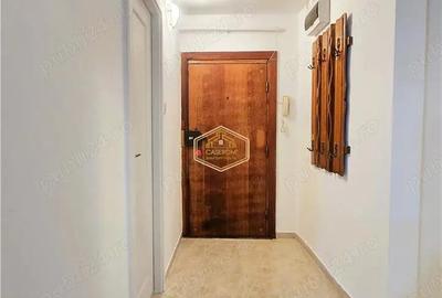 Apartament cu 3 camere decomandat în Micro 16 - 6