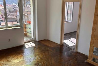 Apartament cu 2 camere semidecomandat în Central - 8