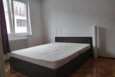 PIATA 700 - ETAJ 2 - CURTE INTERIOARA - 3 CAMERE - 2