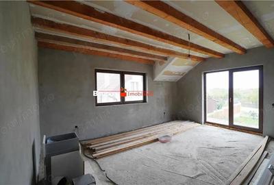 Sanmartin - Vila cu 3 apartamente si potential de inchiriere - 10