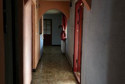 Casă cu 4 camere cu Teren 450 Mp în Central - 6