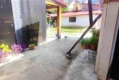 Casa 3 camere,   teren generos 579 mp, zona linistita Florilor - 13