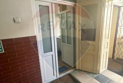 Spațiu comercial, de 77.620002746582 mp, în Ultracentral - 12