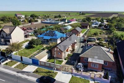 Casă cu 4 camere cu Teren 895 Mp în Corbu - 17