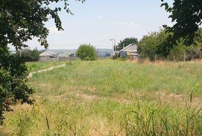 Casă cu 4 camere cu Teren 2500 Mp în Drăgășani - 4