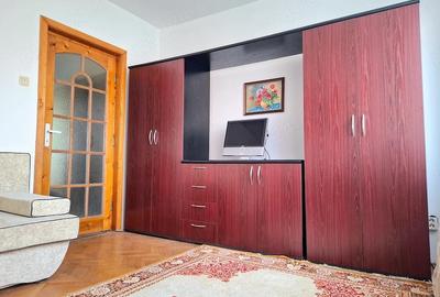 Apartament cu 3 camere semidecomandat în Take Ionescu