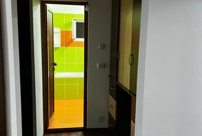 Ap. cu 3 camere , decomadat, et.3 - 7