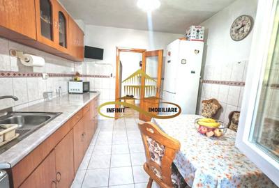 Apartament 3 camere de vanzare Bacau - 6
