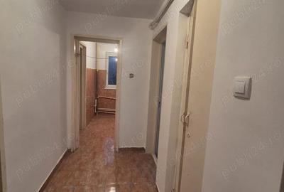 Apartament cu 3 camere decomandat în Central - 6