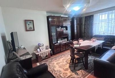 Apartament cu 4 camere decomandat în Central - 10