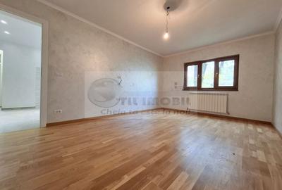 Liber, apartament 2 camere, 53 mp, Nicolina - Belvedere, baie cu geam - 1