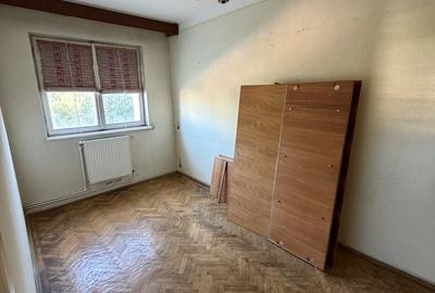 Apartament cu 3 camere semidecomandat în Central - 7