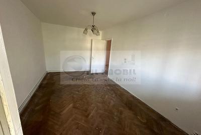 Apartament 3 camere, 70mp, 2 balcoane - Podu Roș  125000 euro - 6