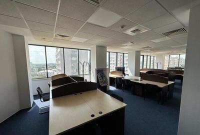 Spațiu comercial, de 99 mp, în P-ța Unirii - 3