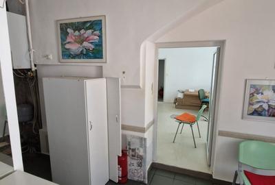 Birou, de 130 mp, în Central - 3