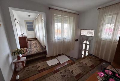 Casă cu Teren 600 Mp în Central - 20
