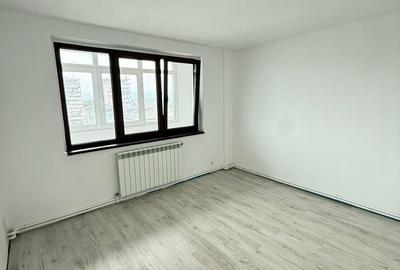 Apartament cu 2 camere decomandat în Cornișa - 6