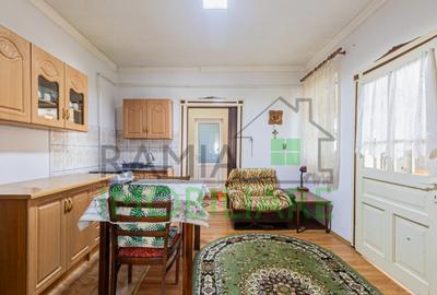 Casa primitoare in Satulung, Sacele curte generoasa ? - 8