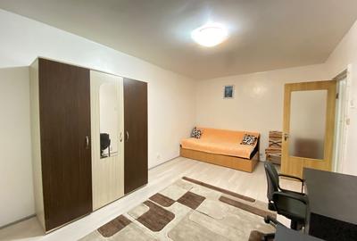 Garsonieră decomandată în Titan - 2