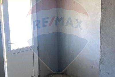 Vanzare Casa 6 camere la gri Costinesti, 1500 mp teren, aproape plaja - 9