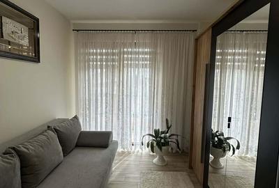 Apartament cu 3 camere semidecomandat în Central - 9