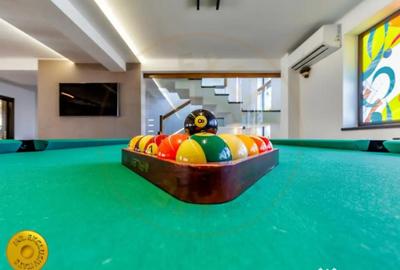 Casă cu 7 camere cu Piscina în Ștefănești - 5