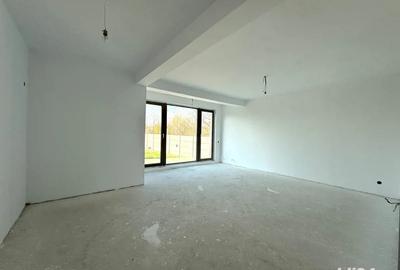 Casă cu 4 camere în Central - 8