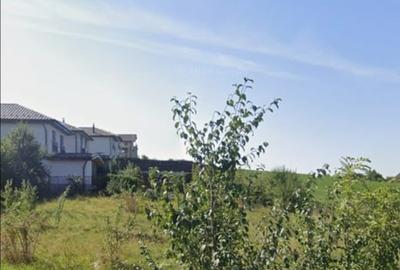 Teren intravilan de vanzare, Sopor, 1356 mp, utilitati, 2 fronturi