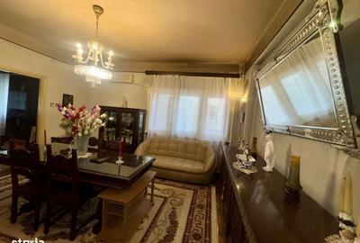 Apartament cu 4 camere în Central