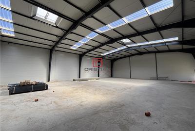 Spațiu comercial, de 1,380 mp, în Central - 13