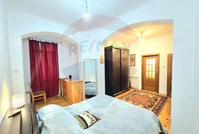 Casa 15 camere de vanzare zona Universitate + spatiu comercial parter - 21
