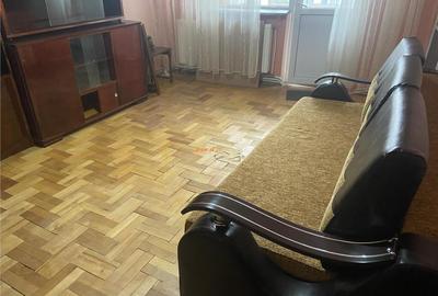 Apartament 3 camere , zona Inspectoratul Scolar , et 2/3 , d - 3