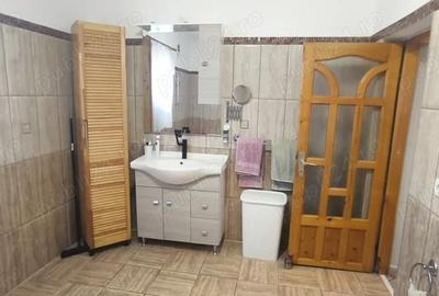Casă cu 4 camere cu Teren 2000 Mp în Orosia - 9
