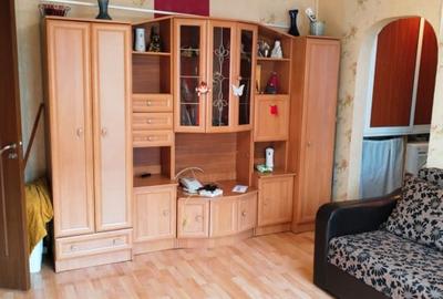 Apartament cu 2 camere semidecomandat, mobilat în Berceni - 2