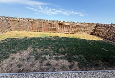 Casă cu 4 camere cu Canalizare în Frumușani - 7