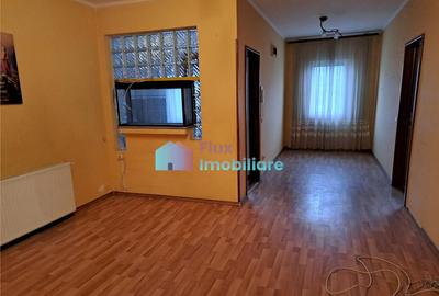 Casă cu 11 camere cu Teren 1200 Mp în Ițcani - 4