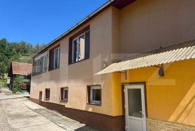 Casa individuala de vanzare, 4 camere, P+1 - 6