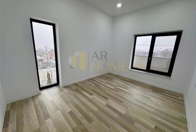 Vanzare casa 4 camere plus garaj, in Paulesti, zona cu priveliste la padure. - 5