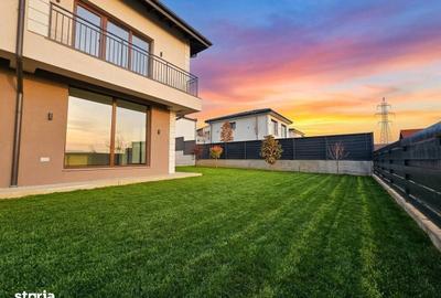 Casă cu 4 camere cu Teren 390 Mp în Central