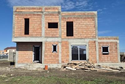 1/2 Duplex Sacalaz, comision 0%. Stadiu avansat - 5