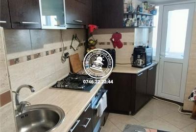 Apartament cu 3 camere decomandat în Alexandru cel Bun - 19