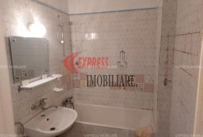 Apartament cu 3 camere semidecomandat în Costin Georgian - 4