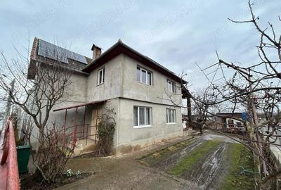 Casă cu Teren 700 Mp în Mihai Viteazu - 1