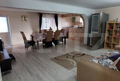 Casa renovata complet 4 camere , Living Open space , plus ca - 2