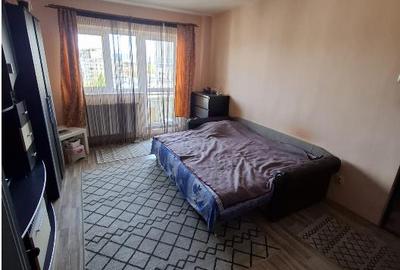 Apartament cu 3 camere decomandat în Județean - 4